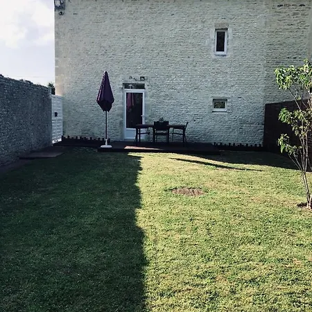 Lägenhet Avec Jardin A 1,5 Km Des Plages Du Debarquement Tracy-sur-Mer