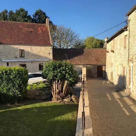 Avec Jardin A 1,5 Km Des Plages Du Debarquement *
