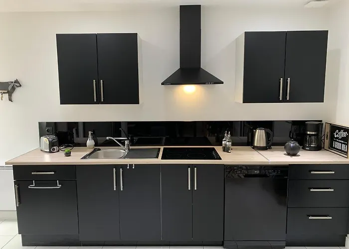 Avec Jardin A 1,5 Km Des Plages Du Debarquement Apartment *